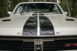 Score A 1969 Holden Monaro GTS - Front