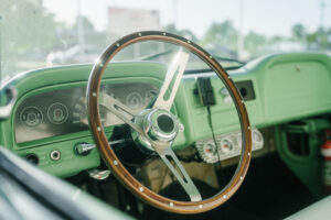 1965_Chevrolet_C10_Pick_Up_-_Steering_Wheel