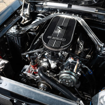 Double Black Mustang - Classic Mustang Engine