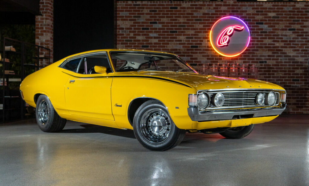 1972 Ford XA Fairmont Colours, Cleveland Engine